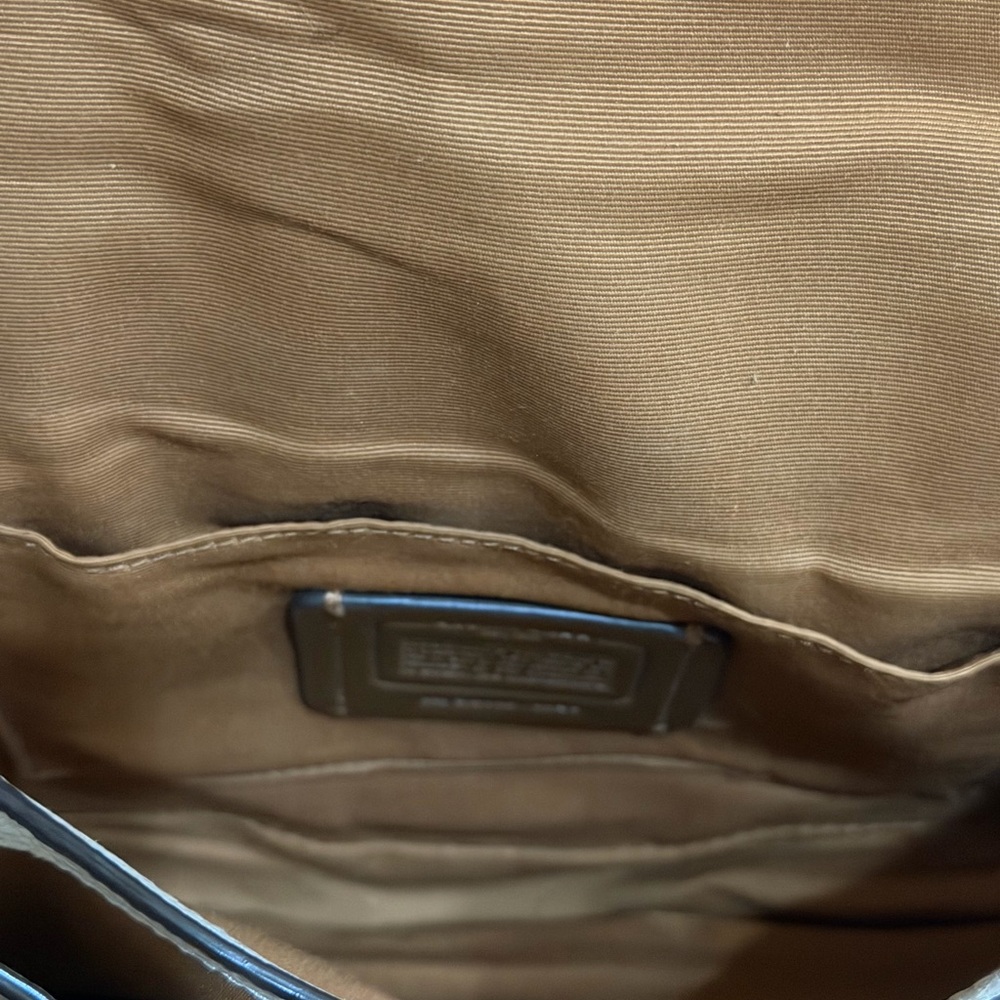 Coach Cream and Olive Crossbody leather jade  Bag 1924 - Picture 12 of 14